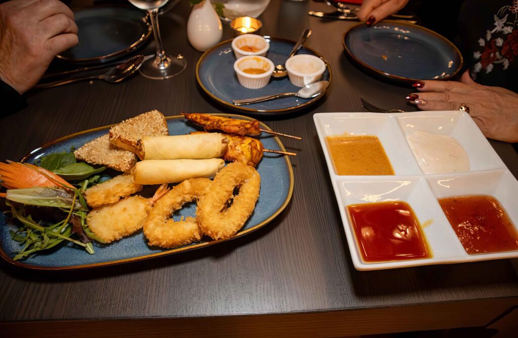 Warm Ambient Lighting for Evening Dining